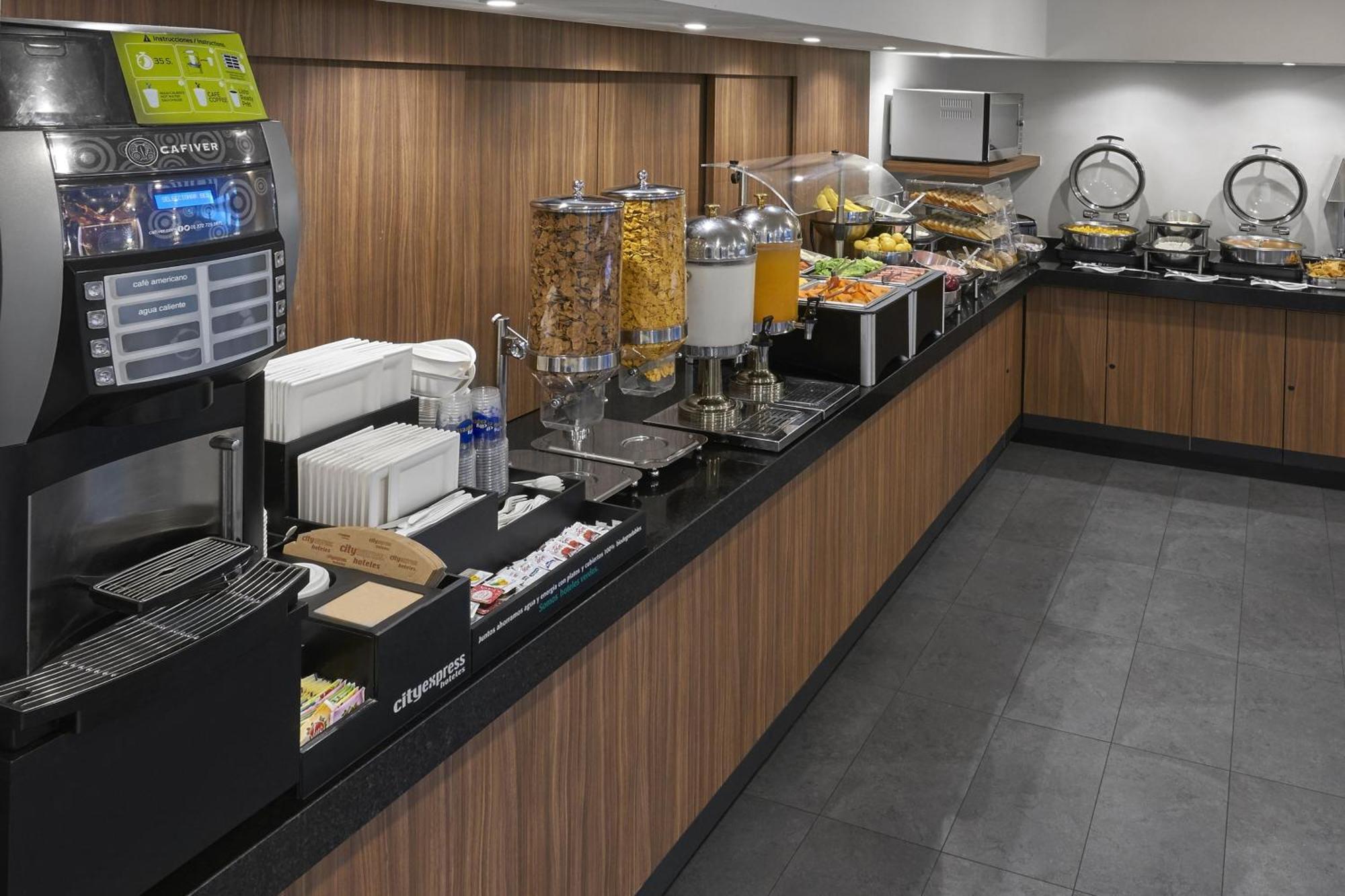 City Express By Marriott Monterrey Lindavista Guadalupe  Екстер'єр фото